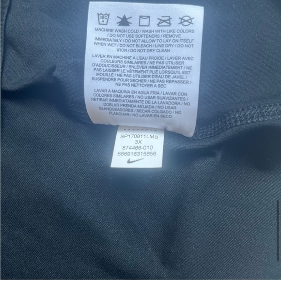 Nike PRO Hypercool Training Top - Picture 12 of 12